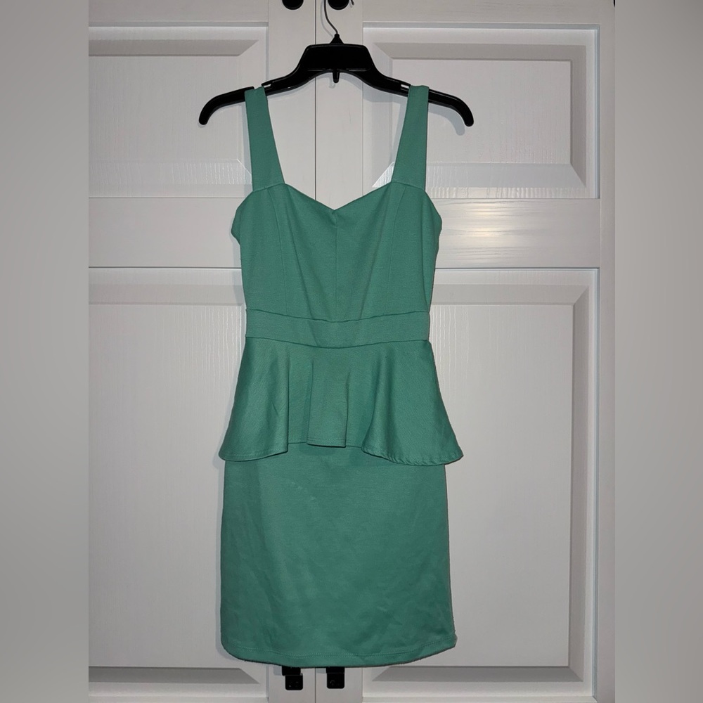 Green midi dress from Charlotte Russe
